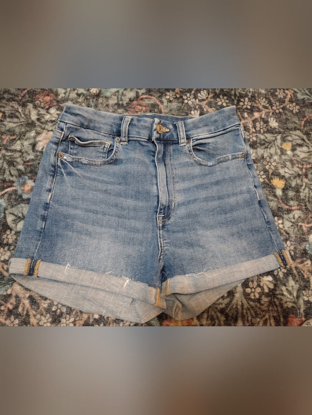 American Eagle Cuffed Shorts